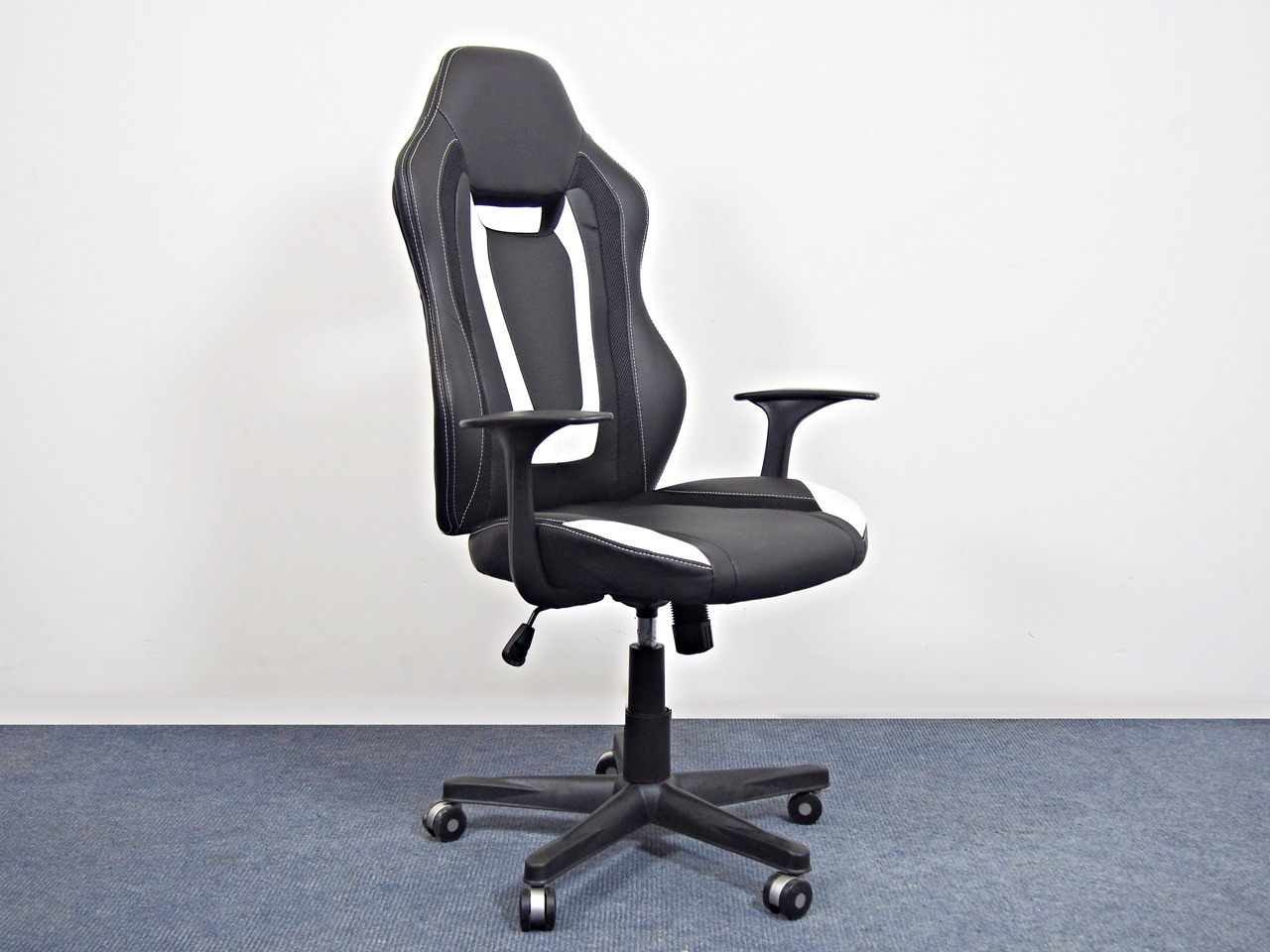 INT-Coollife irodai forgószék, fekete-fehér (OUTLET)